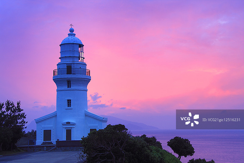 日本鹿儿岛县屋久岛永田岬的灯塔图片素材
