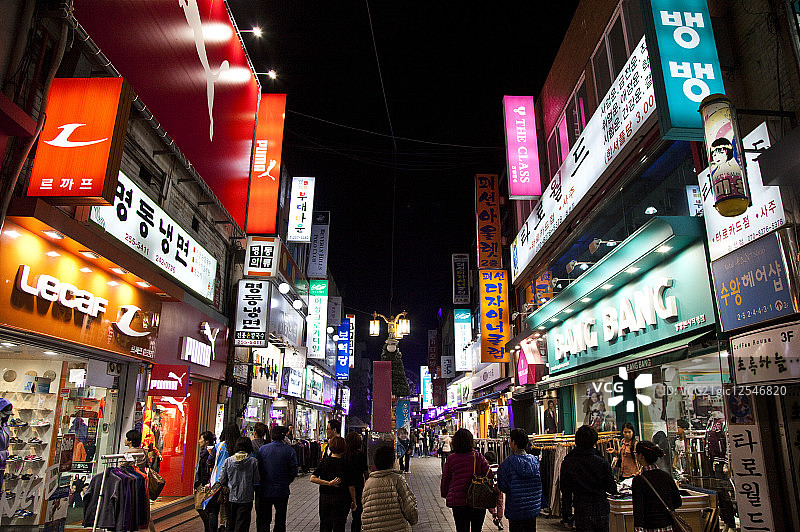 亚洲,韩国,江原道,春川市,明洞,夜景,图片素材
