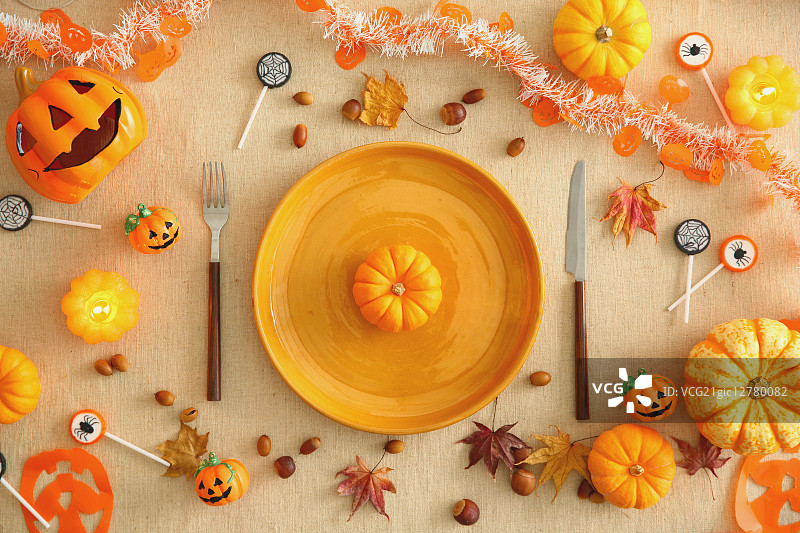 时尚餐桌布置图片素材