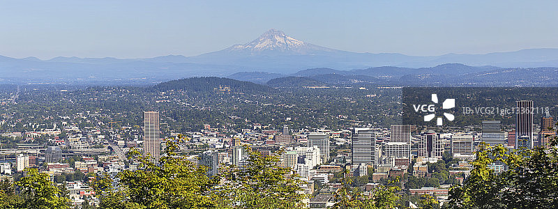 波特兰城市景观：胡德山全景图片素材