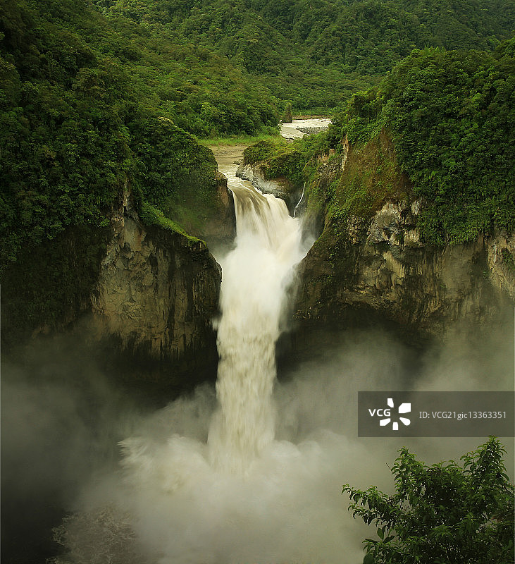 圣拉斐尔瀑布图片素材