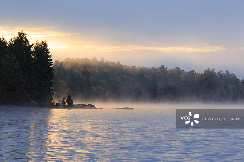 安大略省两河湖日出景色图片素材
