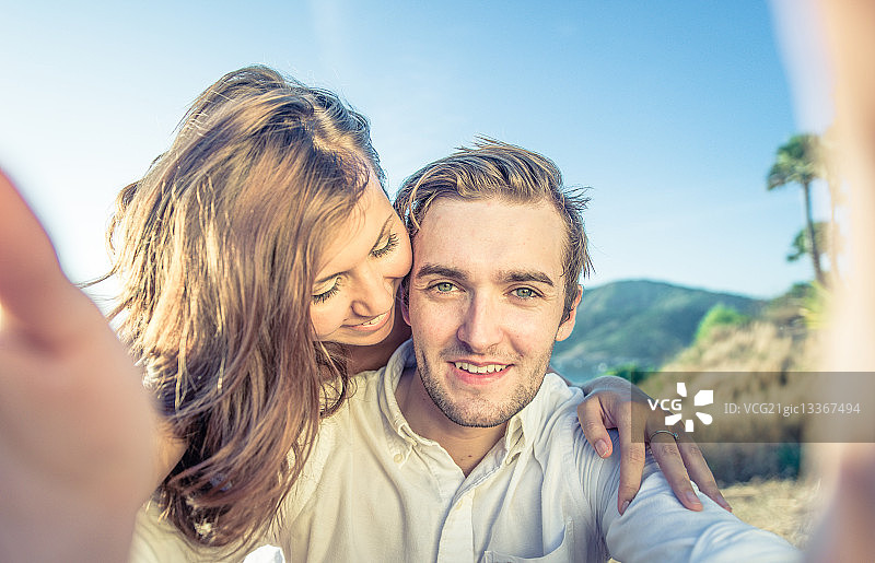 情侣自拍度蜜月图片素材