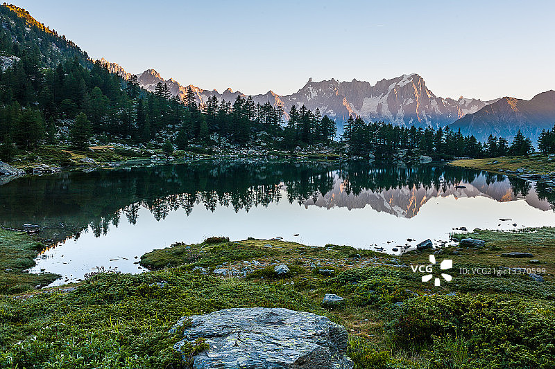 格朗德·约拉斯峰的日出图片素材