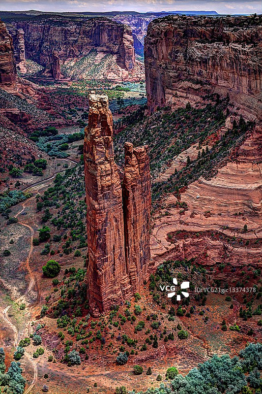 蜘蛛岩-峡谷地国家公园图片素材