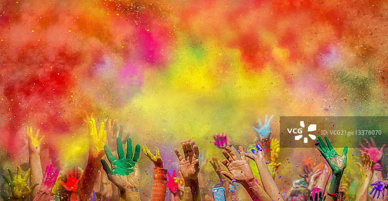 印度胡里节上的彩绘手图片素材