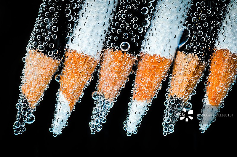 黑白铅笔图片素材