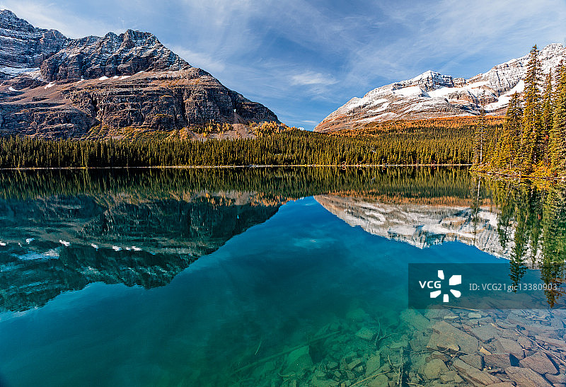 欧哈拉湖的清晨图片素材