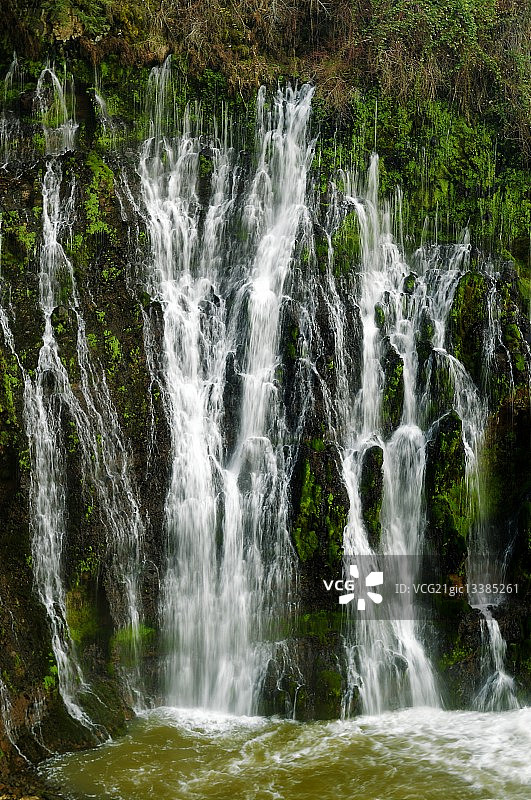 伯尼瀑布图片素材