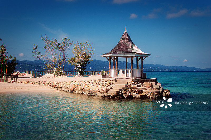 蒙特哥贝海滩凉亭，牙买加圣詹姆斯区图片素材