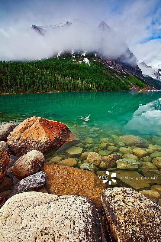 加拿大落基山脉，班夫国家公园，路易斯湖图片素材