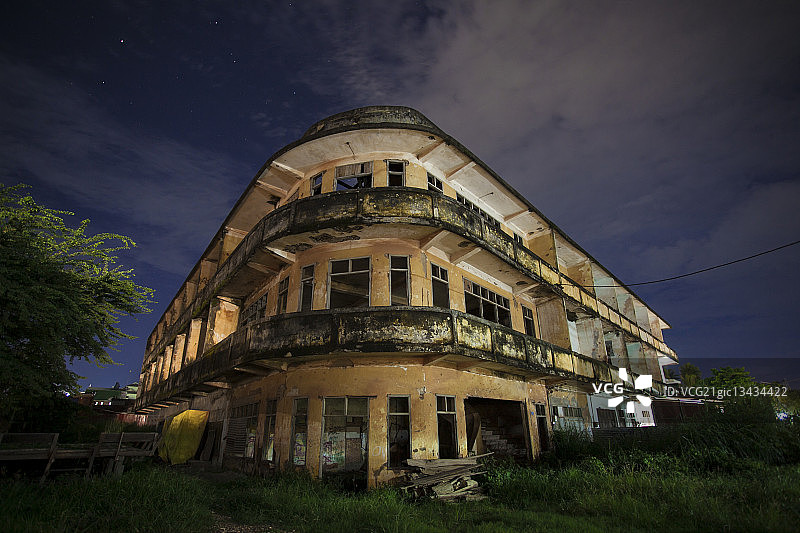 万象的废弃建筑图片素材