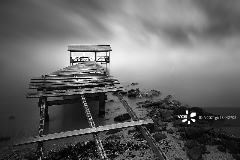 马来西亚沙巴州瓜拉班尤的老码头图片素材