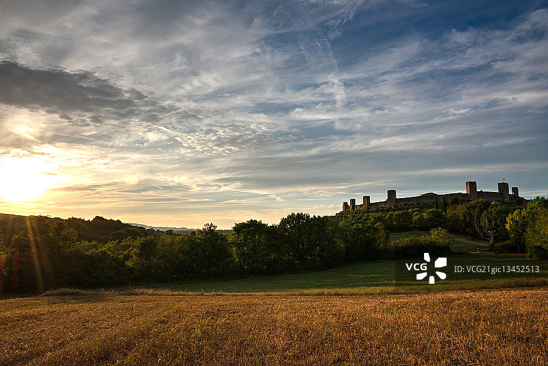 蒙特里吉欧尼 8570图片素材