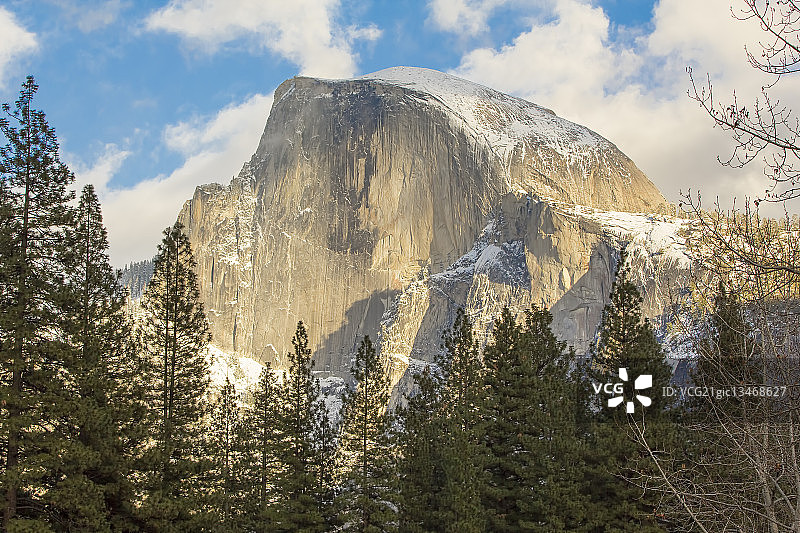 半圆顶图片素材