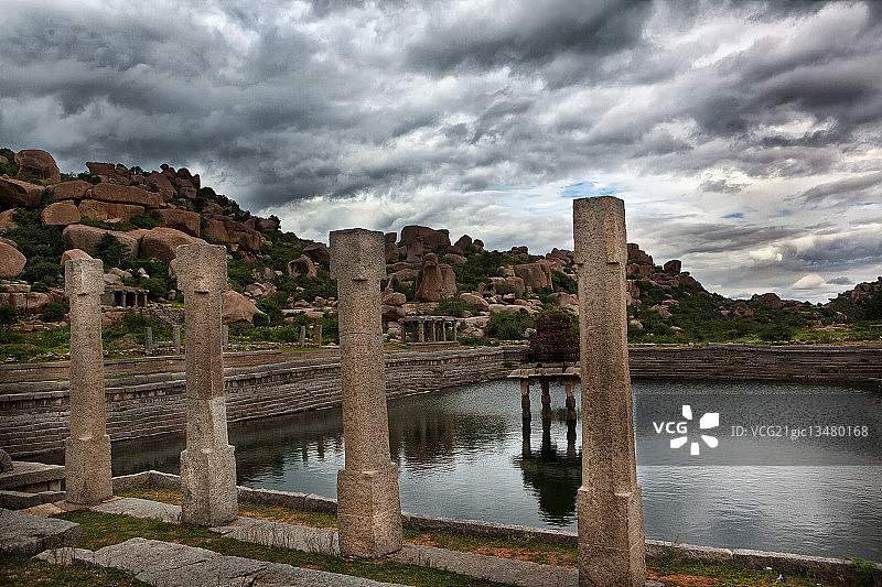 亨比上空的云彩图片素材