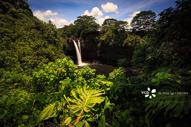 彩虹瀑布图片素材