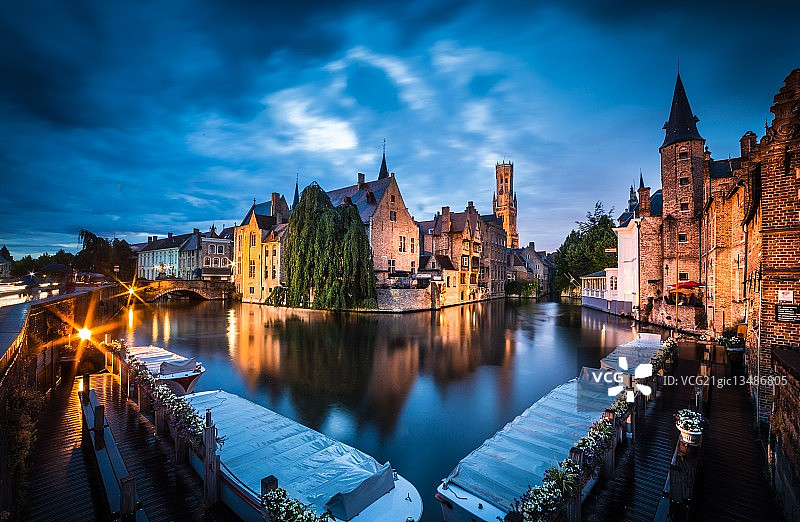 蓝色布鲁日图片素材