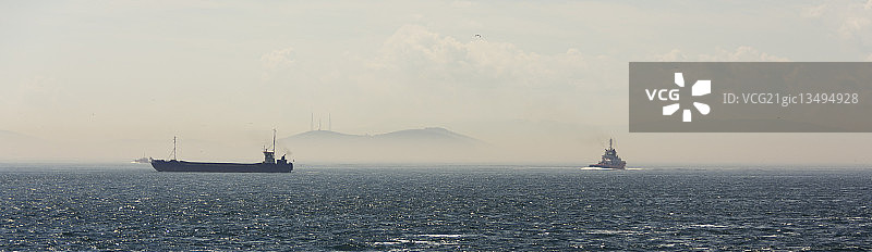 横跨博斯普鲁斯海峡图片素材