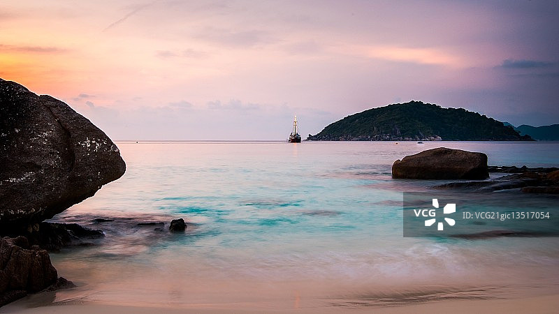 斯米兰群岛的日落图片素材