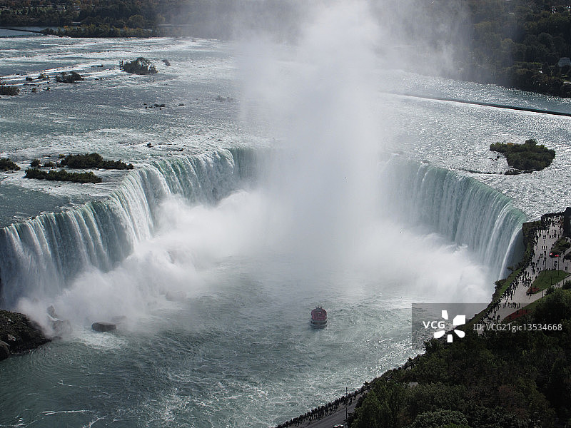 尼亚加拉大瀑布“雾中少女号”游船内部图片素材