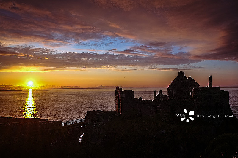 邓路斯图片素材