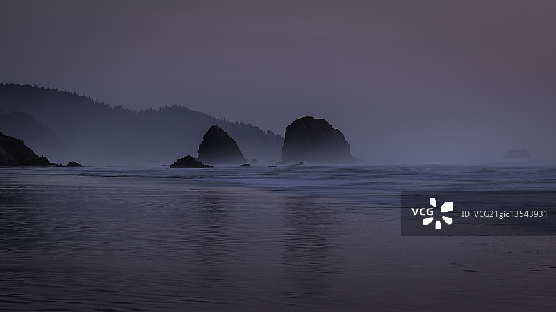 大炮海滩图片素材