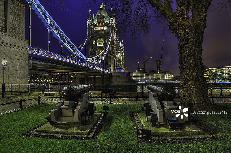 两把枪图片素材