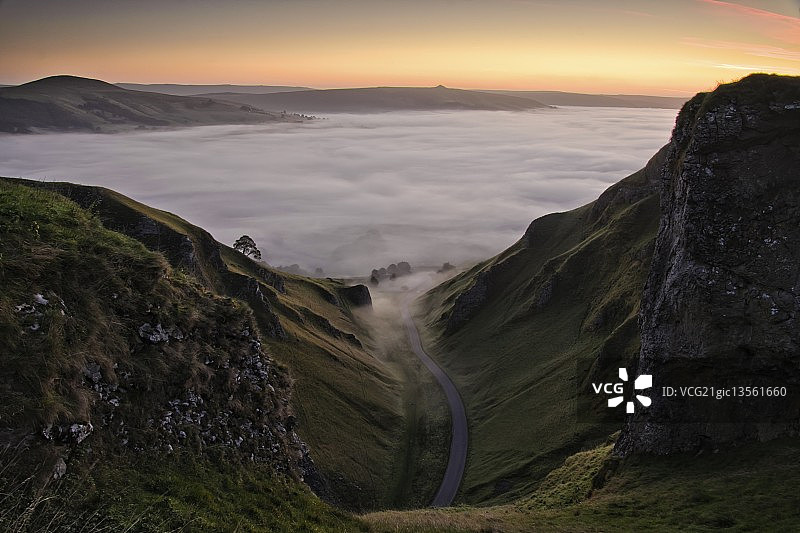 温纳茨山口图片素材