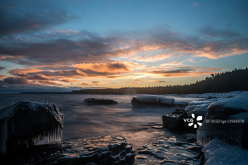 格鲁吉亚湾的世界微笑图片素材