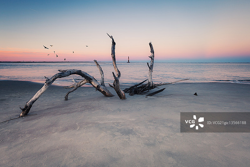 日落时分的莫里斯岛灯塔图片素材