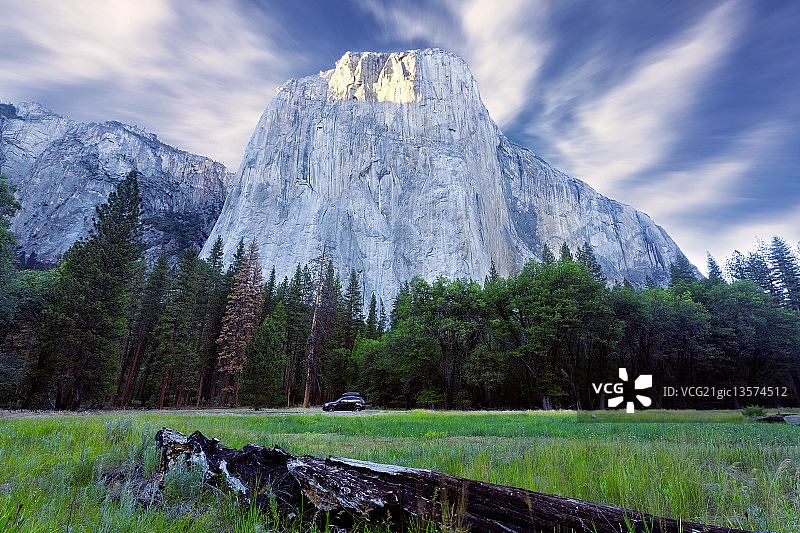 优胜美地国家公园酋长岩图片素材
