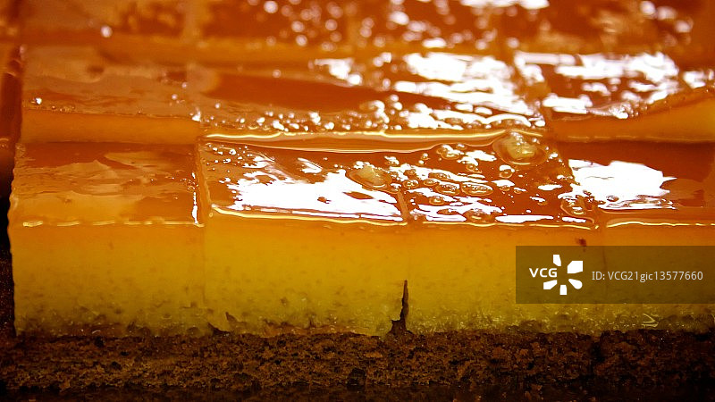 焦糖布丁蛋糕图片素材