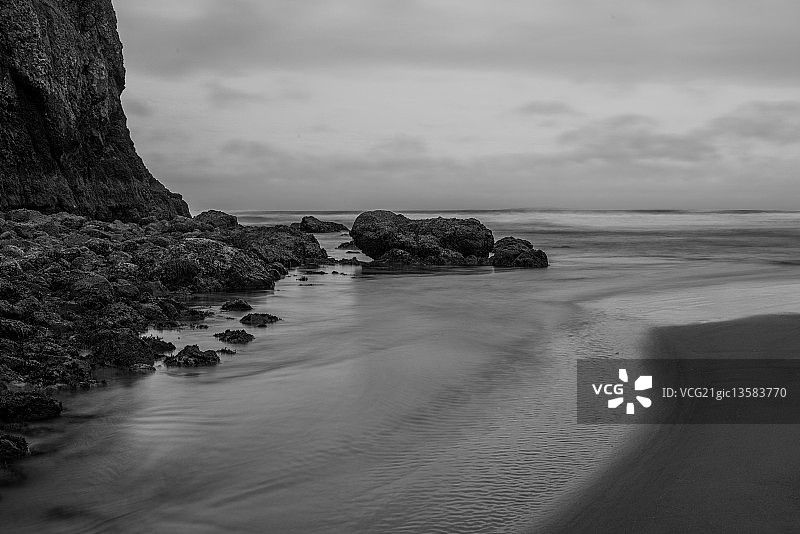 干草堆岩图片素材