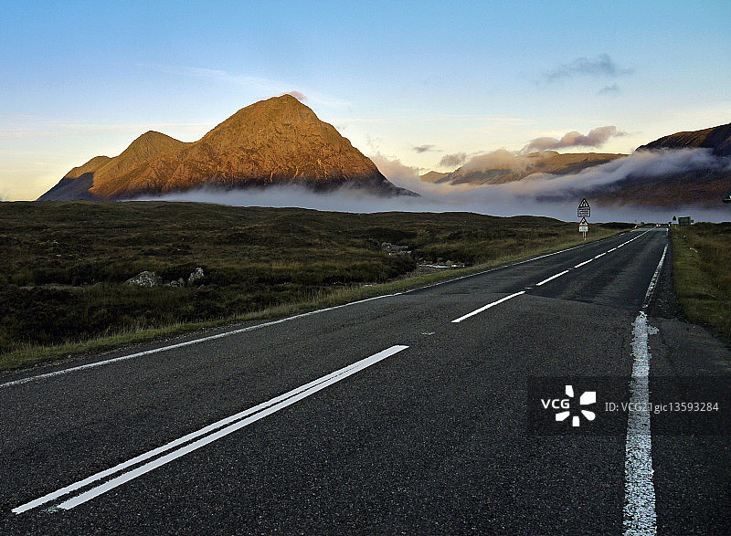 82号公路图片素材