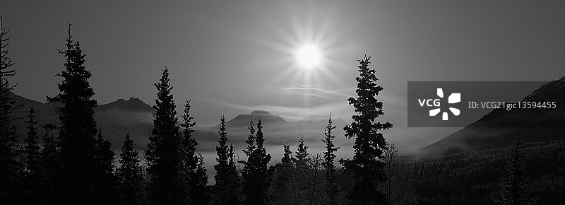 楚加奇雾图片素材