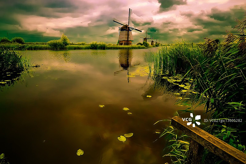 金德代克魔幻时刻图片素材