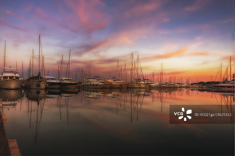 邦多尔日落图片素材