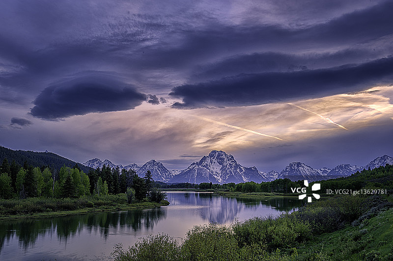 牛轭弯图片素材