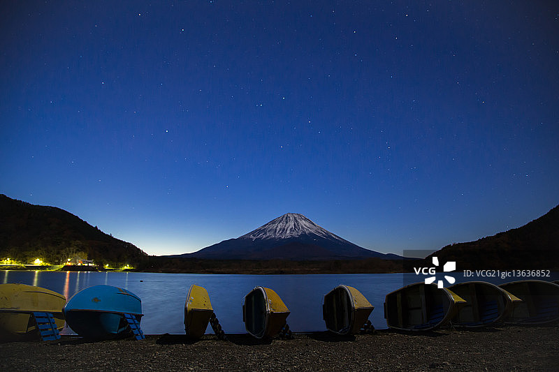 精进湖图片素材