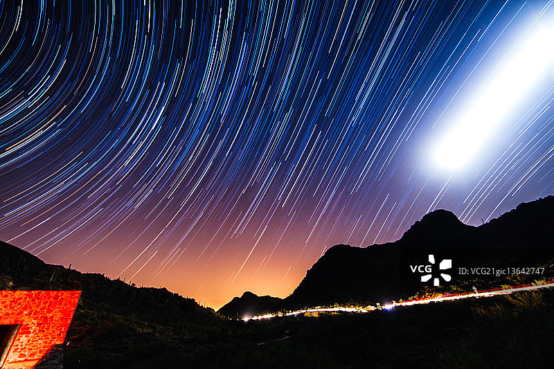 盖茨帕斯升起的月亮图片素材