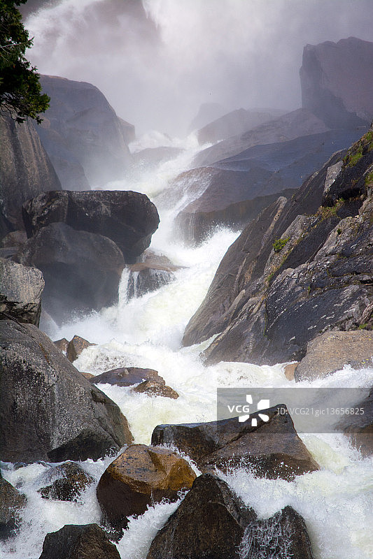 弗纳尔瀑布终点图片素材