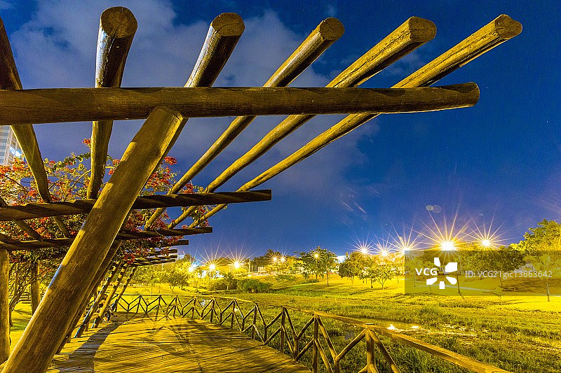 死寂湖泊之美图片素材