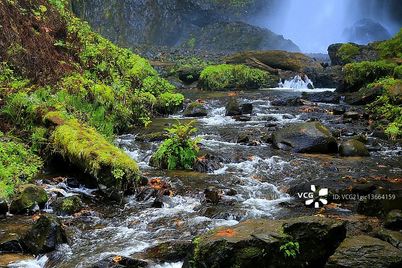 拉图雷尔溪图片素材