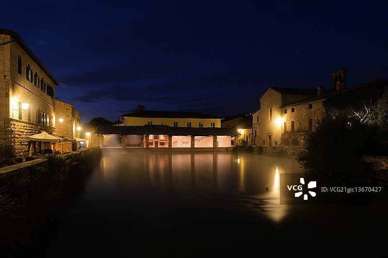 托斯卡纳巴尼奥维尼奥尼中世纪温泉浴场图片素材