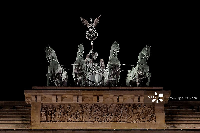 四马双轮战车图片素材