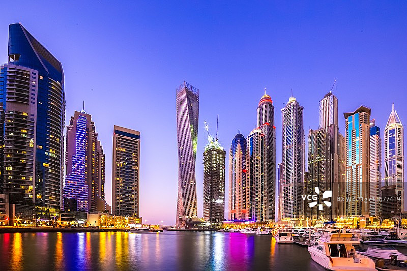 迪拜码头天际线图片素材