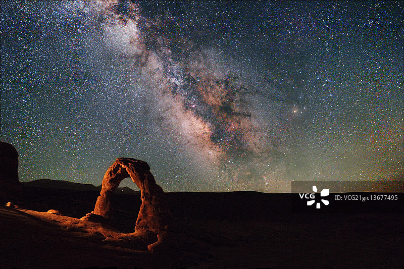 精致拱门与银河图片素材