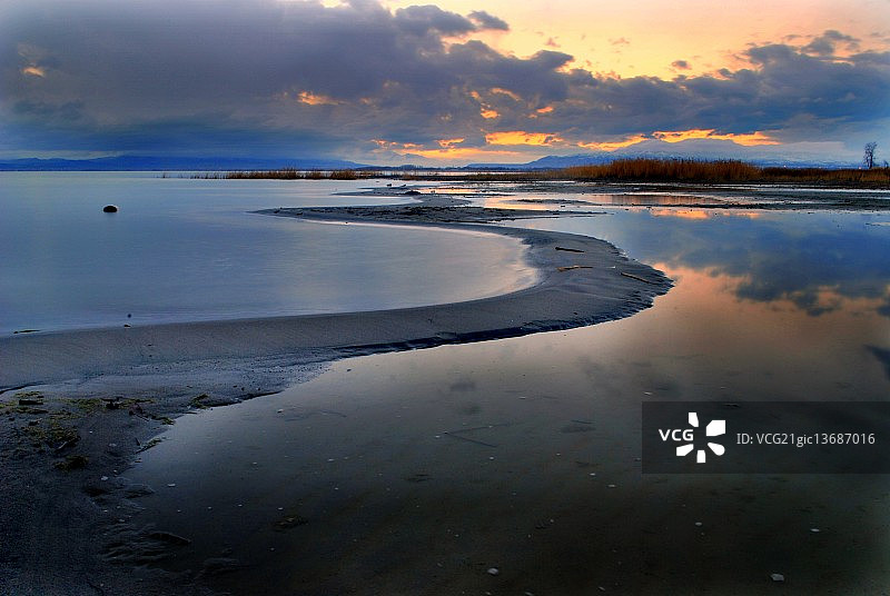 犹他湖日落图片素材