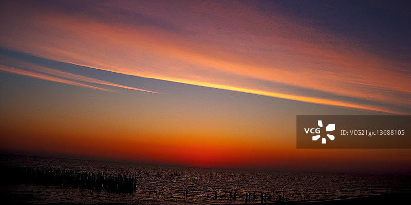 波罗的海日落图片素材